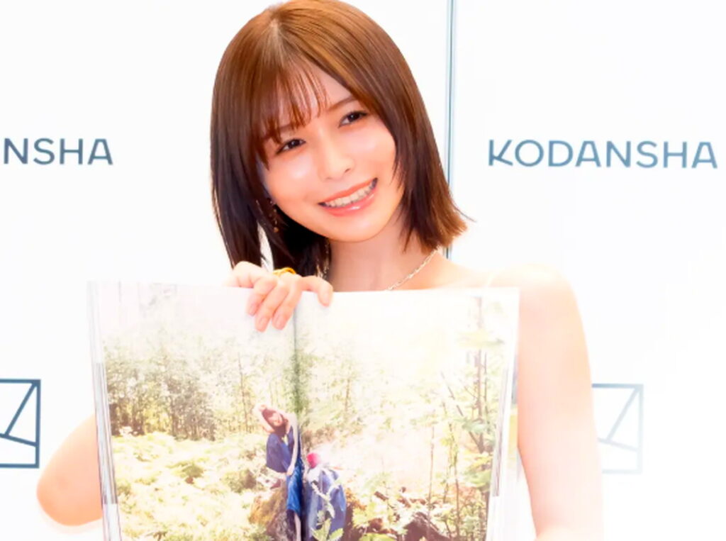 長濱ねる 写真集 出典：ザテレビジョンより